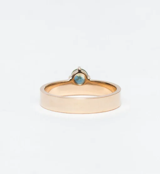 Limited Edition Round Gradient Sapphire Monolith Ring