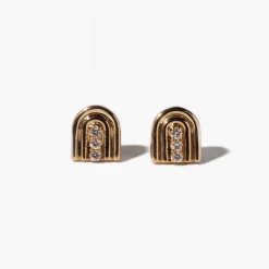 Nova Studs