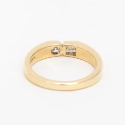 Princess Cut Diamond Dyad Signet Ring