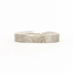 Square 4mm Hammered Band