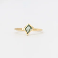 0.54 ct Green Sapphire Mosaic Stack Ring