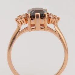 1.70 ct Grey Spinel Bea Arrow Ring