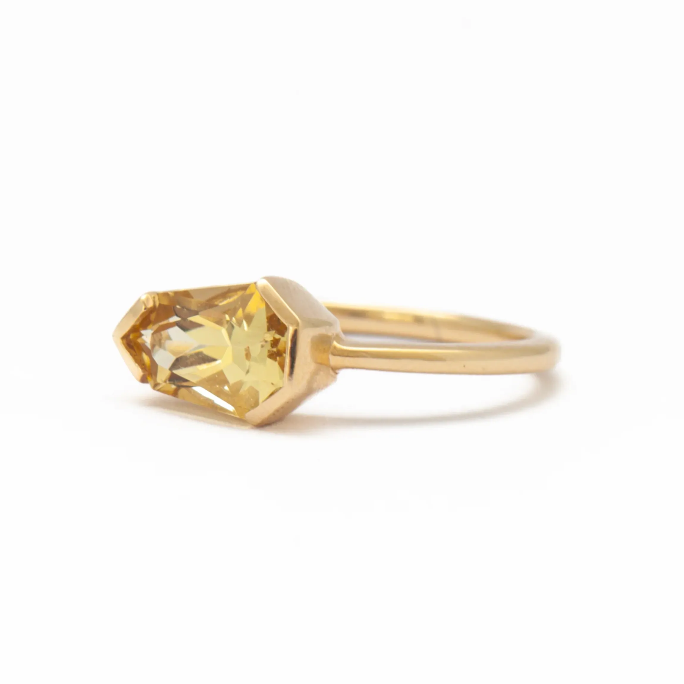 2.00 ct Heptagon Yellow Beryl Ring