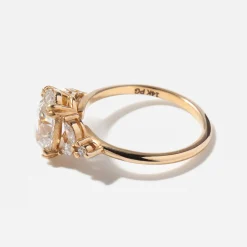 2.14 ct Lab-Grown Oval Diamond Goldie Ring