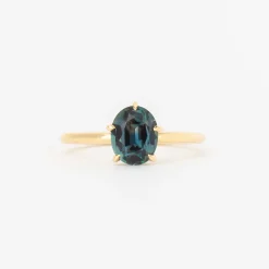 1.56 ct Oval Montana Color-Change Sapphire Vault Ring