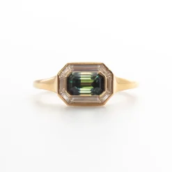 1.16 ct Parti Sapphire & Trapezoid Diamond Engagement Ring