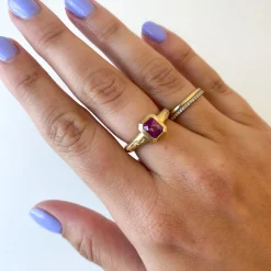 1.15 ct Pink Sapphire Cosmic Solitaire