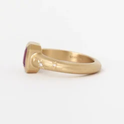 1.15 ct Pink Sapphire Cosmic Solitaire