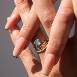 1.57 ct Round Montana Sapphire Piscine Ring