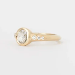 0.94 ct Round Rose-cut Diamond Low Tide Thin Ring