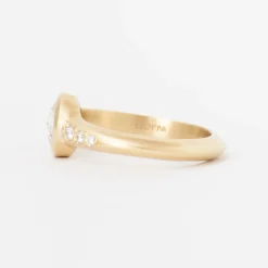 0.94 ct Round Rose-cut Diamond Low Tide Thin Ring