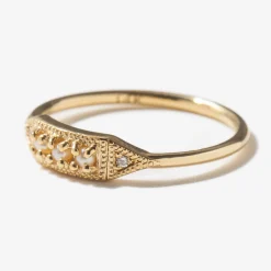 3 Pearl Mini Deco Point Ring