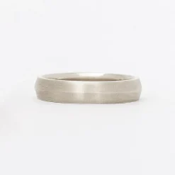 Arrow 4mm Matte Band