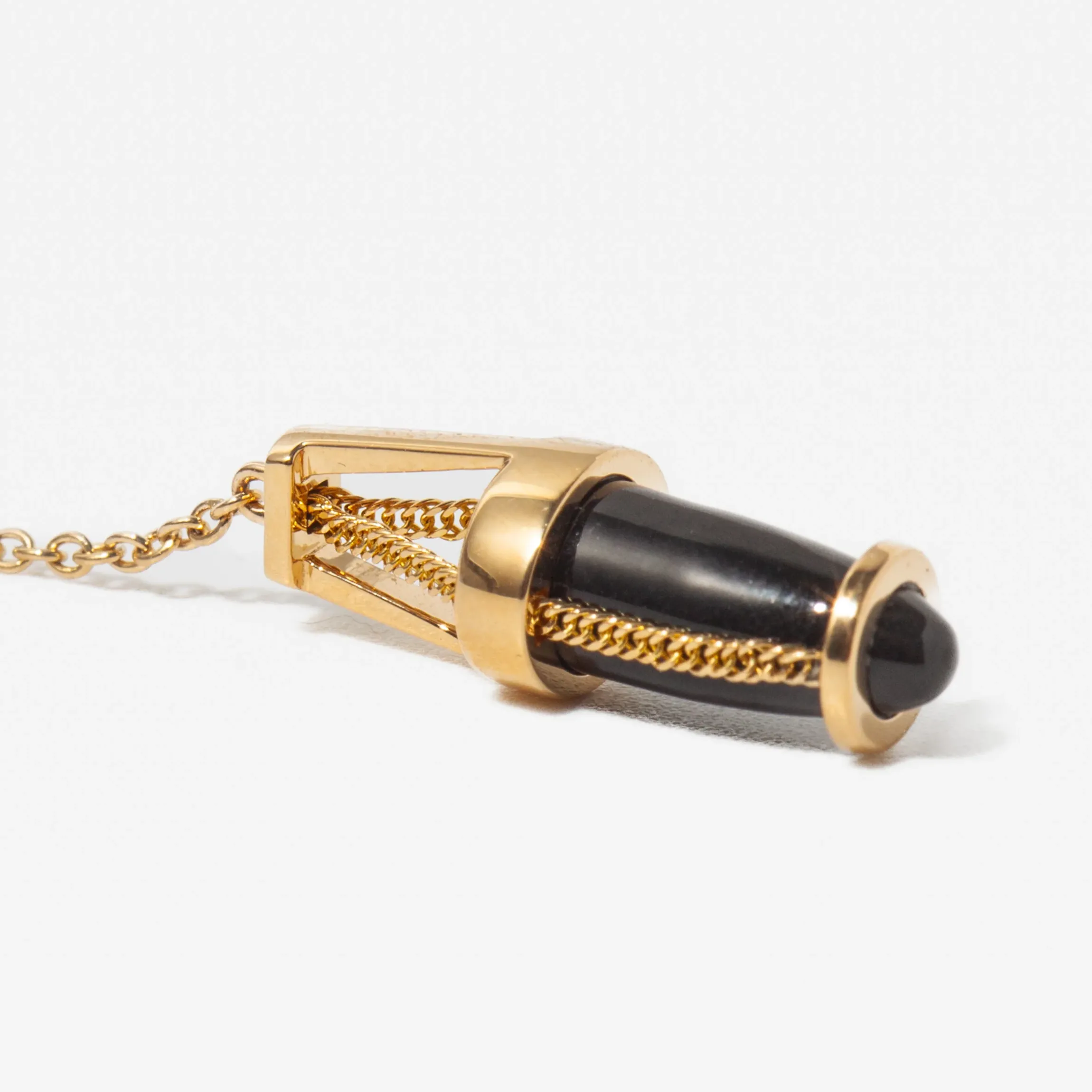 Black Jade Vantage Curio Pendant