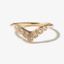 Diamond Intermezzo Arch Band