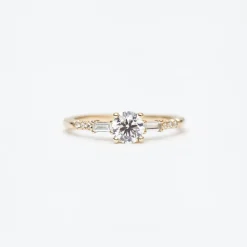 Diamond Melody Baguette Equilibrium Ring