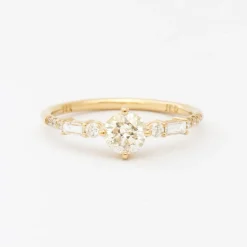 Diamond Solitaire Etude Ring