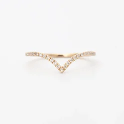 Eleonore Pavé Orbit Band