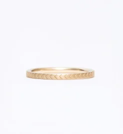 Engraved Geometric Pattern Wedding Band