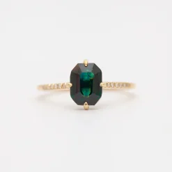 Fira Sapphire Ring