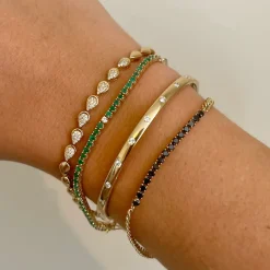 Flush-set Diamond Hinged Bangle