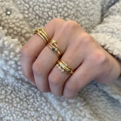 Horizontal Baguette Diamond Ring