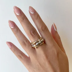 Leda Ring