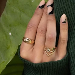 Limited Edition Round Gradient Sapphire Monolith Ring