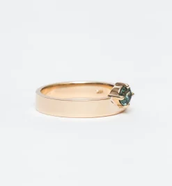 Limited Edition Round Gradient Sapphire Monolith Ring