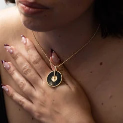 Onyx Ziggy Record Pendant