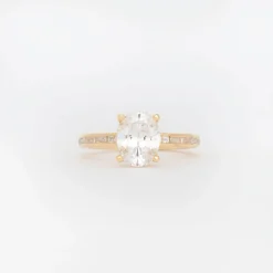 Oval Portico Solitaire