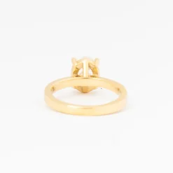 Oval Portico Solitaire