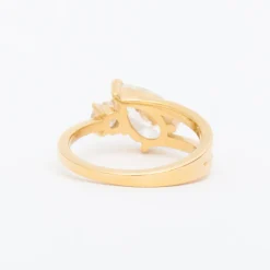 Pear & Round Maisonette Ring