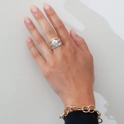 Round Cascade Solitaire