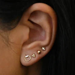 Single Diamond Flora Stud