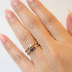 Three Diamond Equilibrium Ring