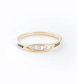 White & Black Diamond Float Ring