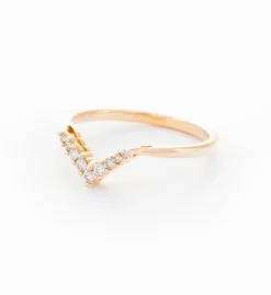 White Diamond Petite Chevron Band