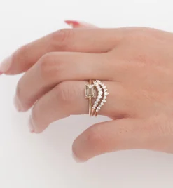 White Diamond Tiara Curve Band