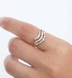 White Diamond Tiara Curve Band