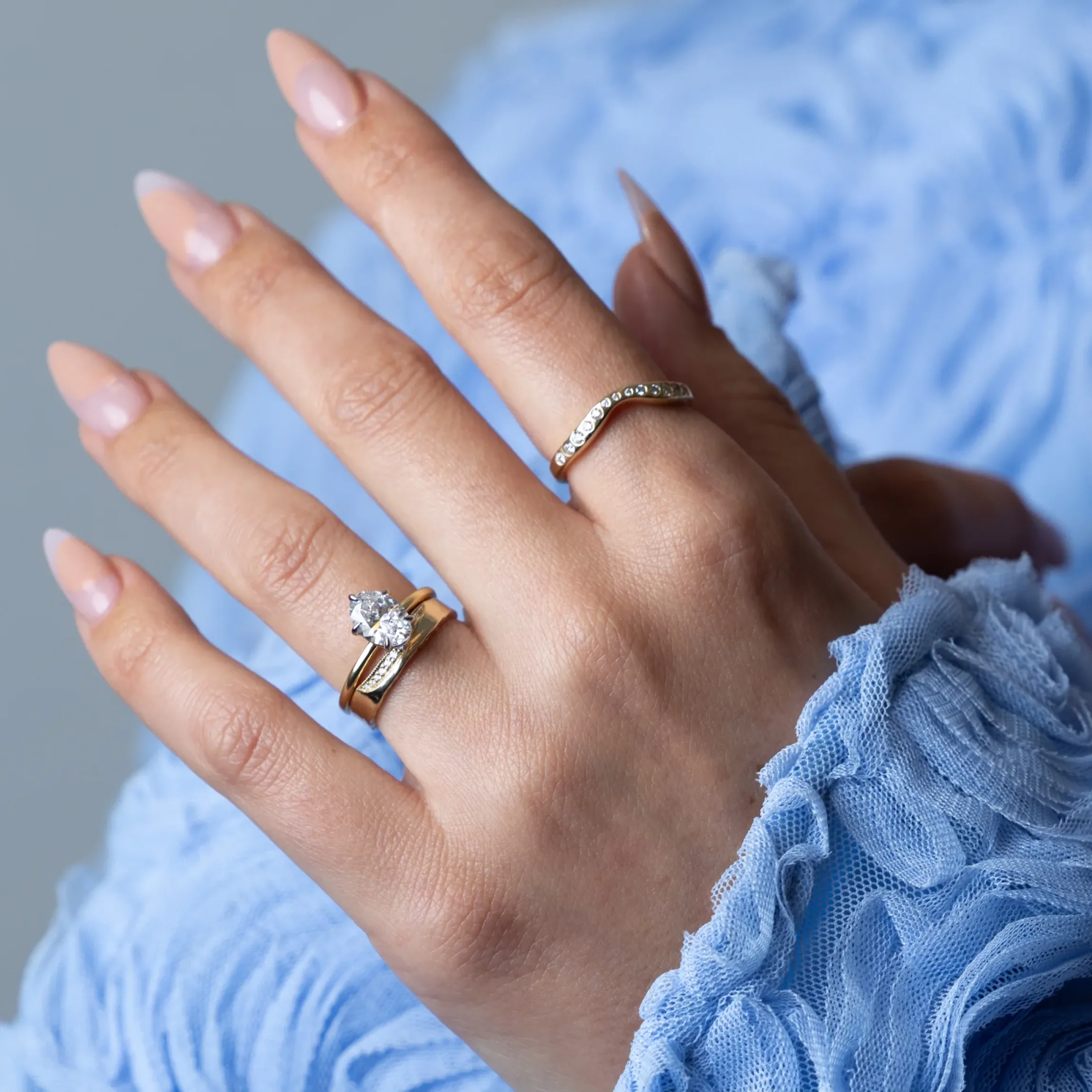 White Diamond Trail 4mm Ring